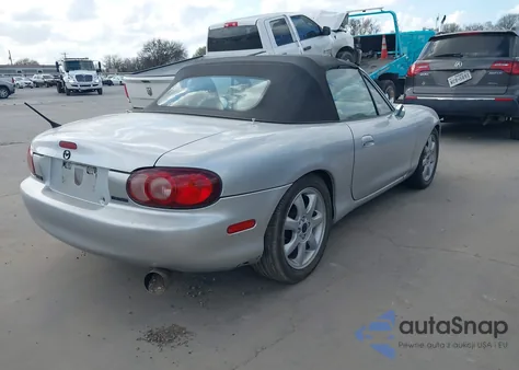 2002 Mazda Mx-5 Miata Cloth/Ls/Se z USA, uszkodzony, nr VIN JM1NB353120226006